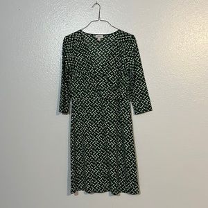 Ann Taylor faux wrap dress. 3/4 sleeve and v neck size 10